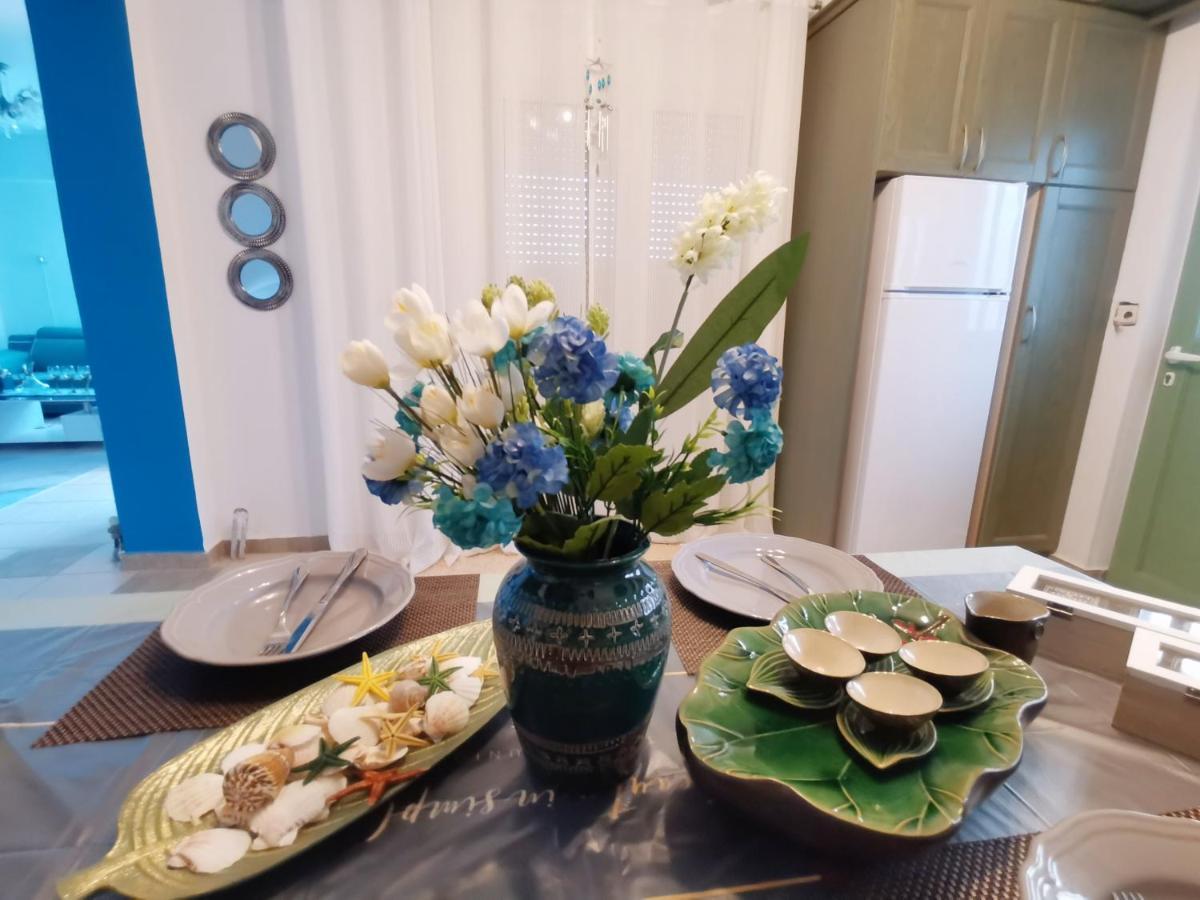 Sicci Villa Near The Airport & Sea Атина Екстериор снимка