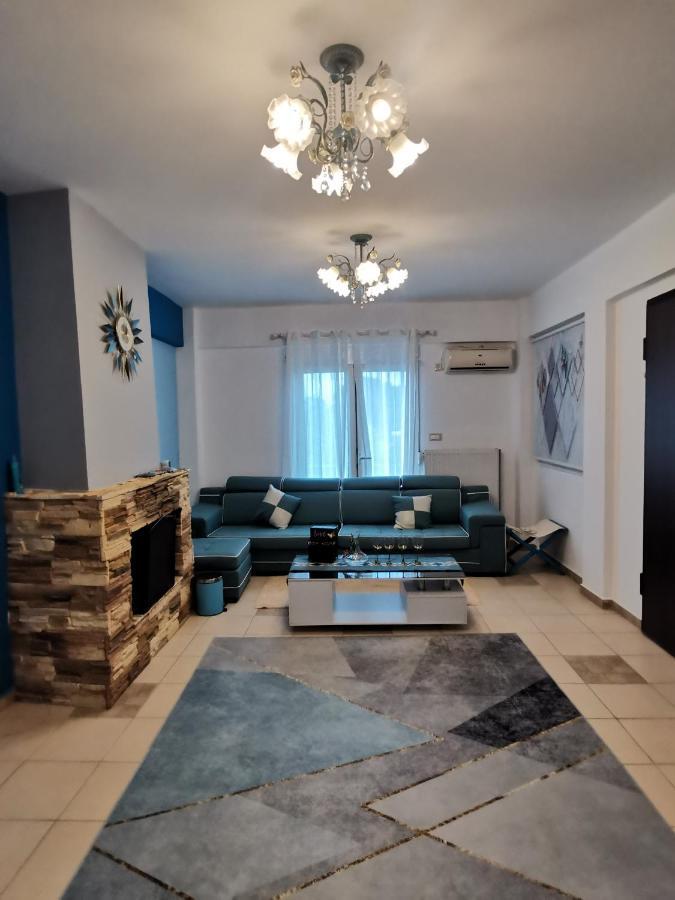 Sicci Villa Near The Airport & Sea Атина Екстериор снимка