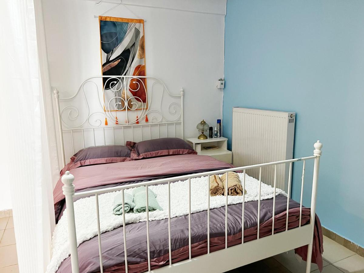 Sicci Villa Near The Airport & Sea Атина Екстериор снимка